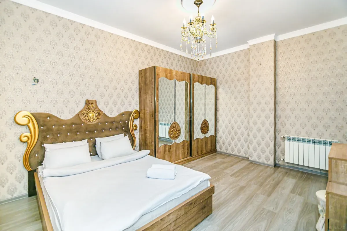 Kirayə verilir 3 otaqlı mənzil 140 m²