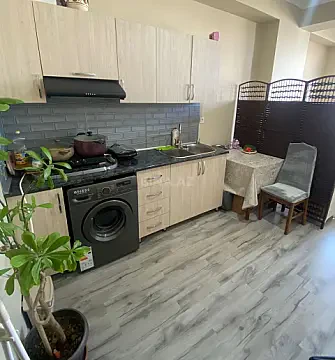 Satılır 3 otaqlı mənzil 119 m²