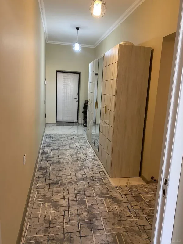 Satılır 3 otaqlı mənzil 119 m²
