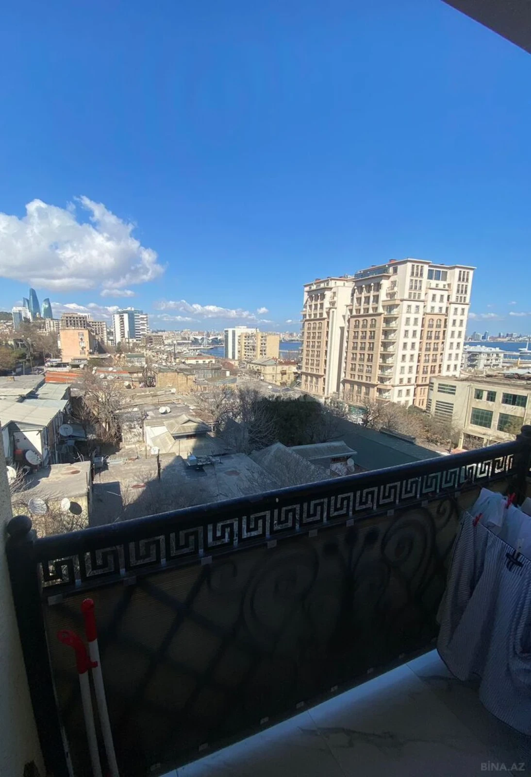 Satılır 3 otaqlı mənzil 119 m²