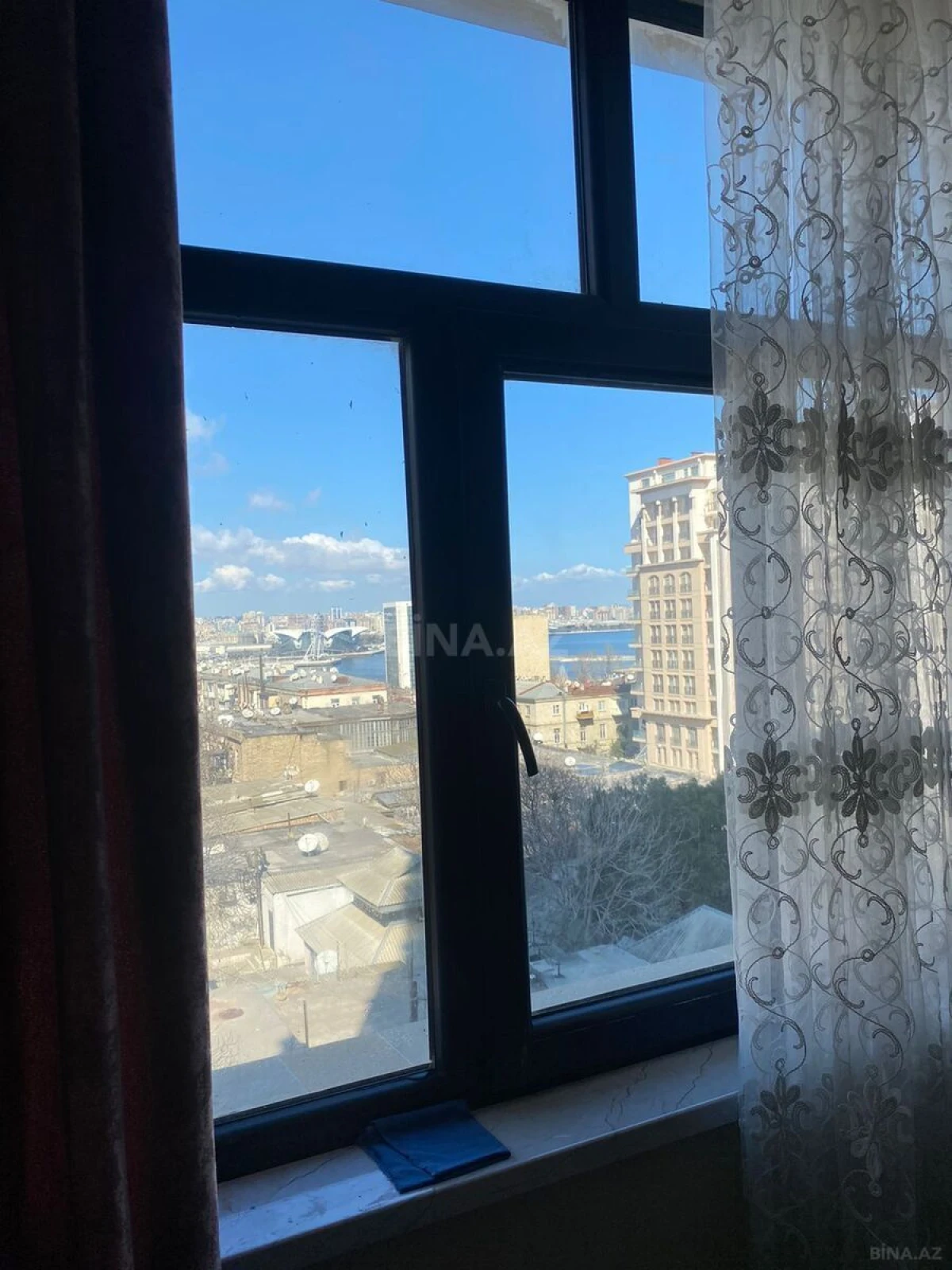 Satılır 3 otaqlı mənzil 119 m²