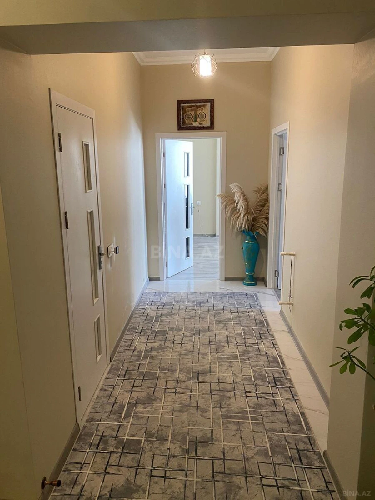 Satılır 3 otaqlı mənzil 119 m²