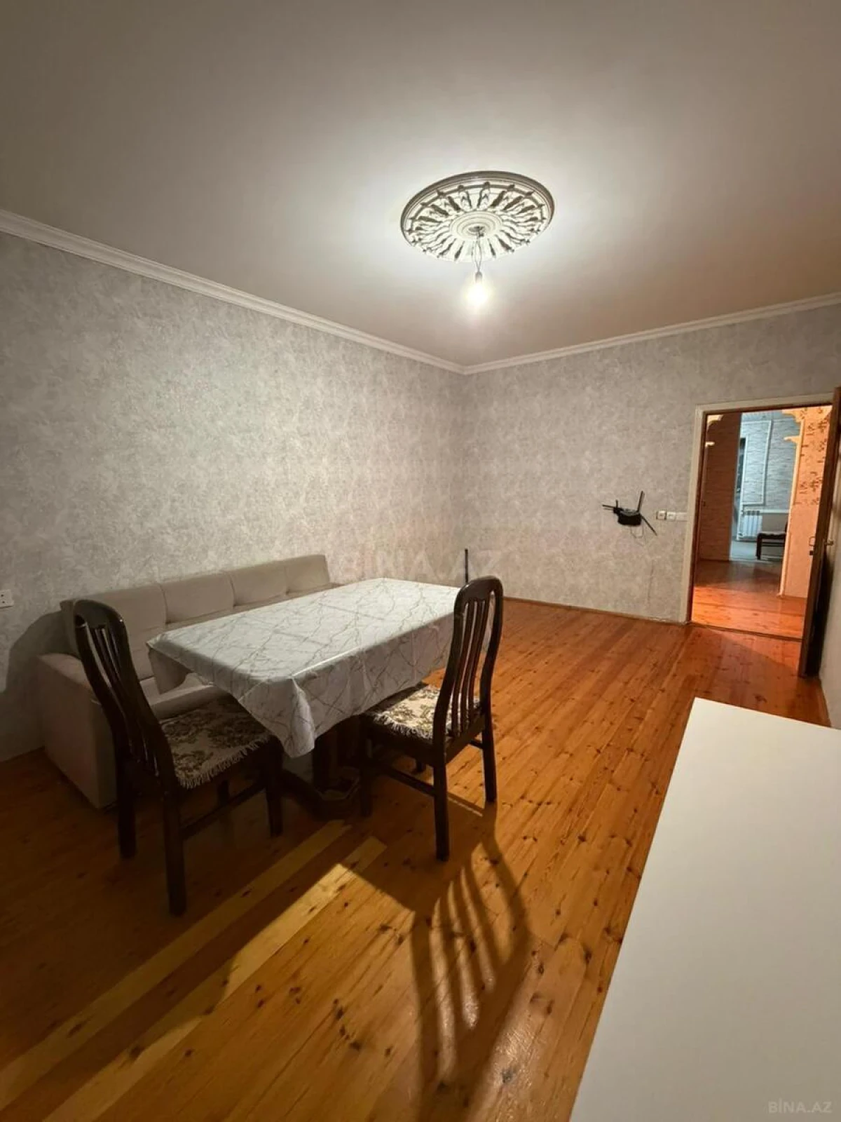 Kirayə verilir 4 otaqlı mənzil 80 m²