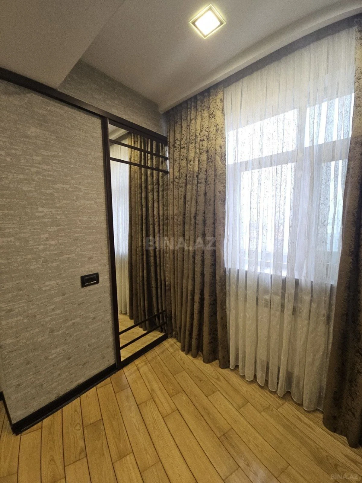 Kirayə verilir 3 otaqlı mənzil 75 m²