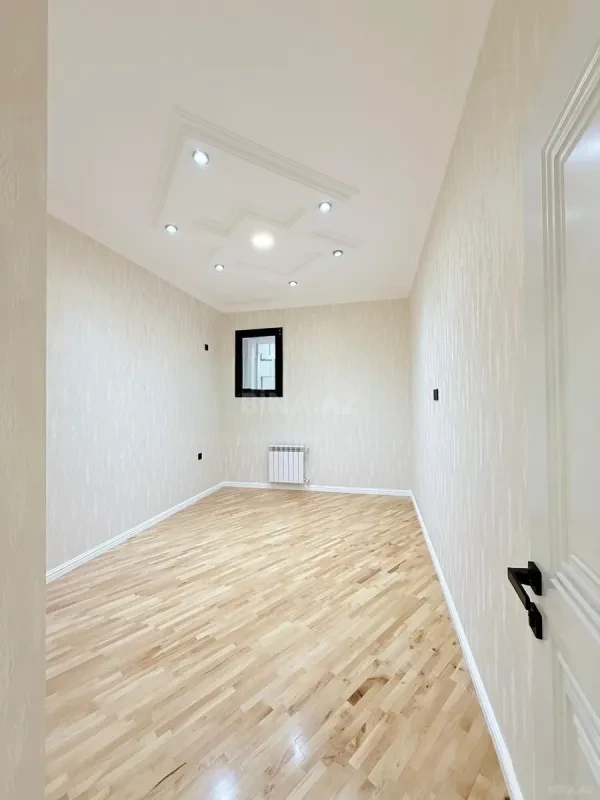 Satılır 3 otaqlı mənzil 82 m²