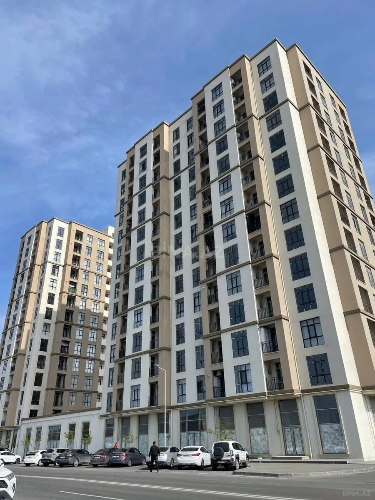 Satılır 3 otaqlı mənzil 82 m²
