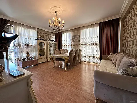 Satılır 3 otaqlı mənzil 105 m² — Bakı, Bakıxanov 3 otaq 105.00 m²