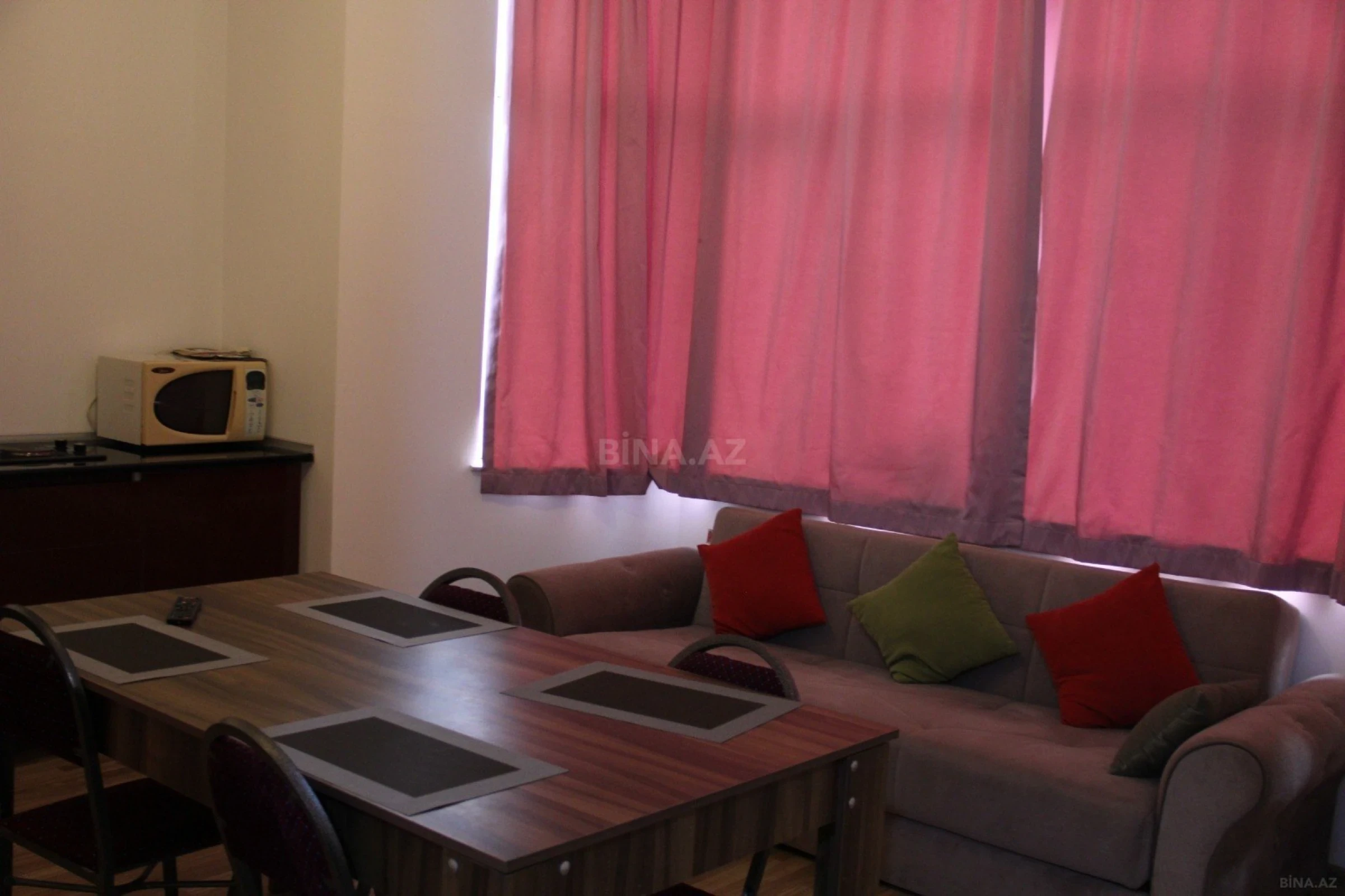 Kirayə verilir 3 otaqlı mənzil 80 m²