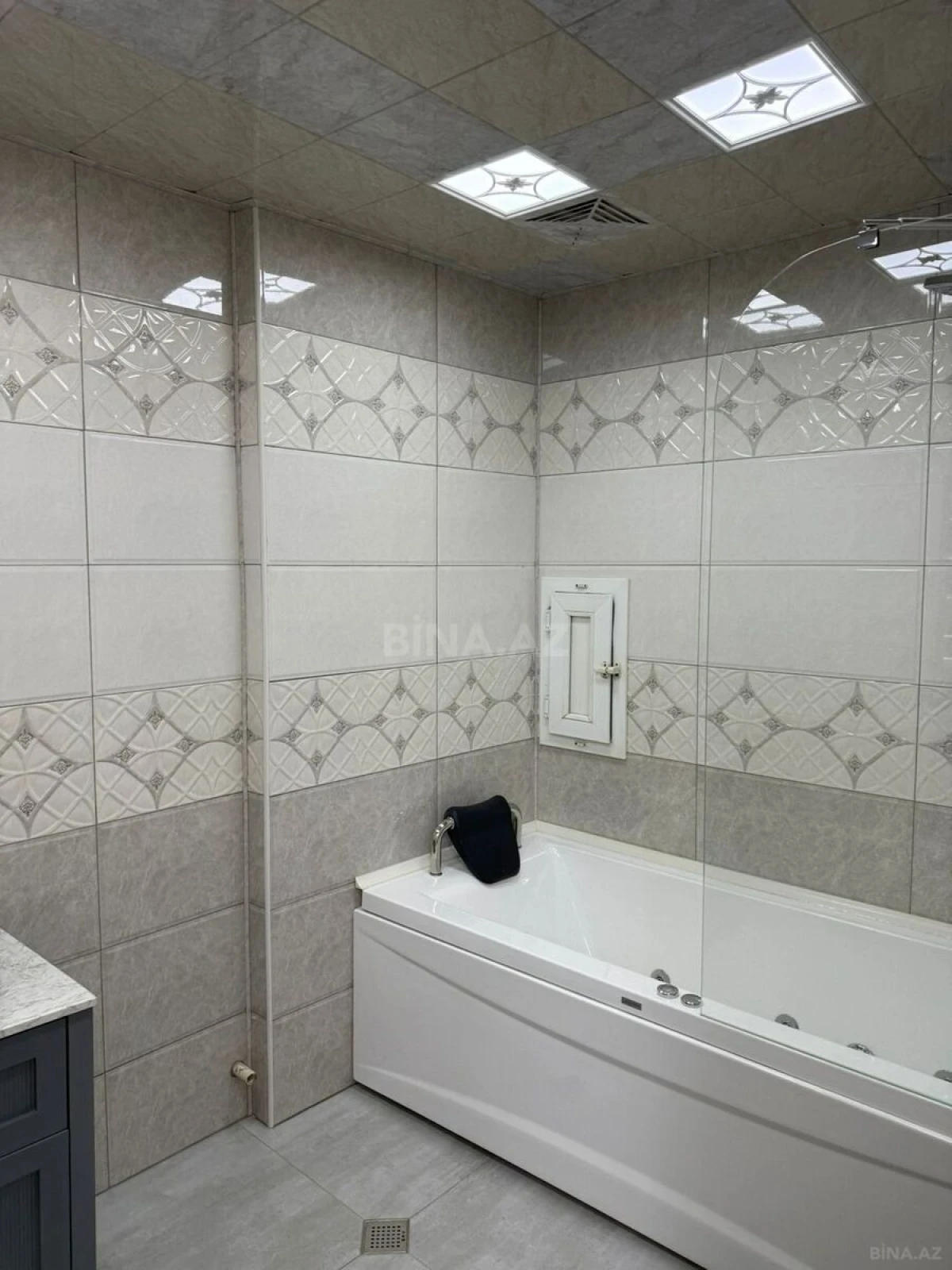 Kirayə verilir 3 otaqlı mənzil 110 m²