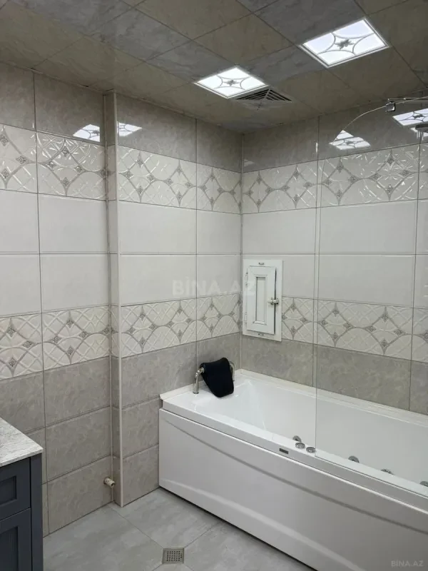 Kirayə verilir 3 otaqlı mənzil 110 m²