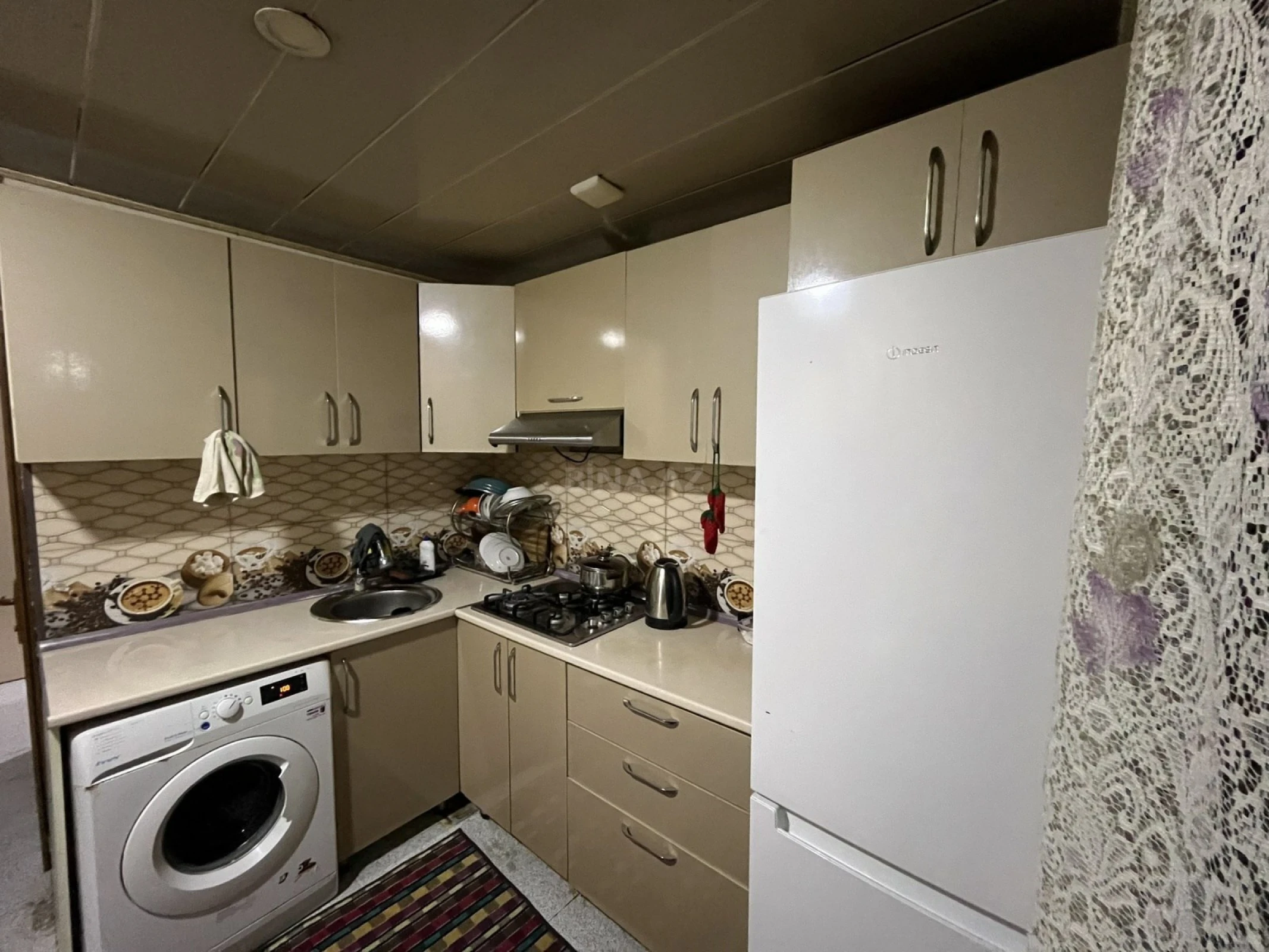 Kirayə verilir 2 otaqlı mənzil 20 m²