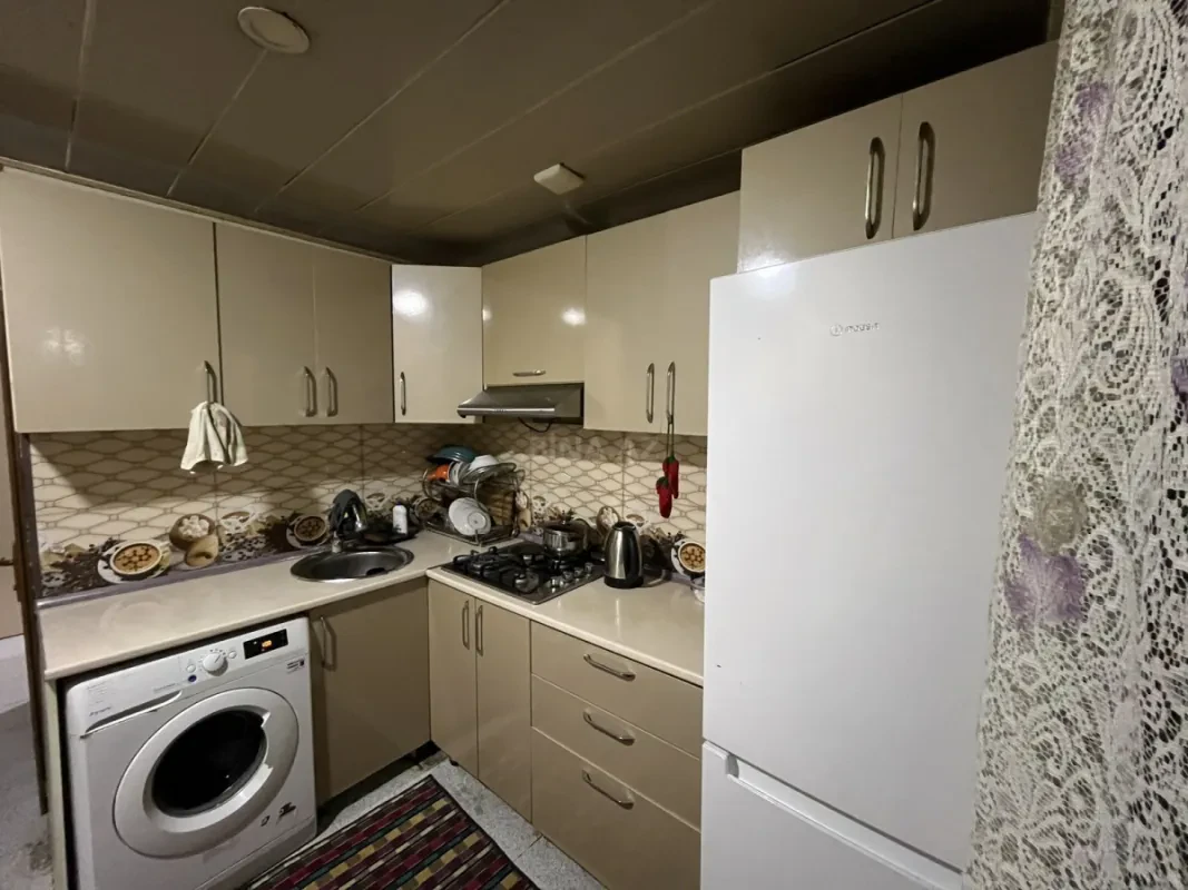 Kirayə verilir 2 otaqlı mənzil 20 m²