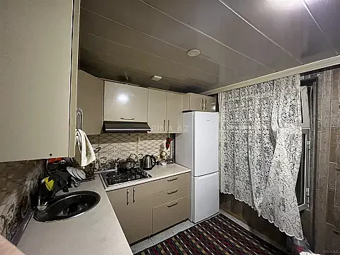 Kirayə verilir 2 otaqlı mənzil 20 m²