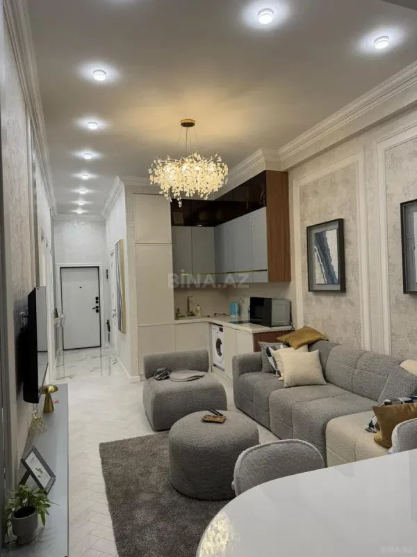 Kirayə verilir 2 otaqlı mənzil 61 m²