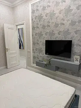 Kirayə verilir 2 otaqlı mənzil 61 m²