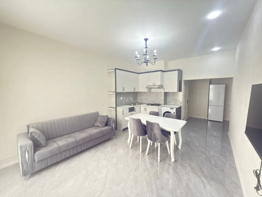 Kirayə verilir 2 otaqlı mənzil 70 m²