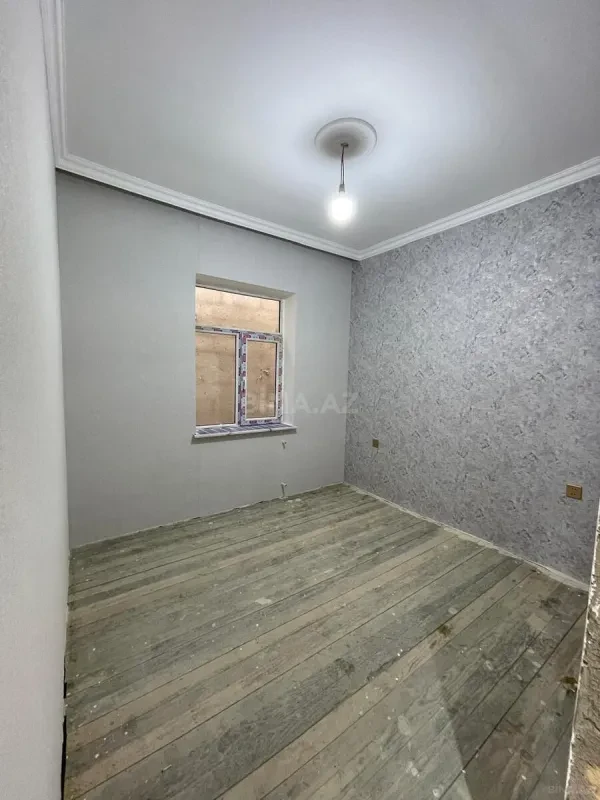 Satılır 4 otaqlı həyət evi 100 m²