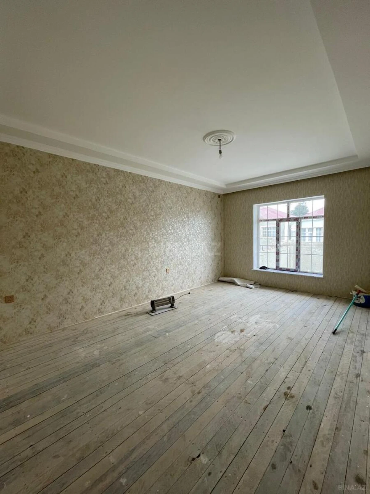 Satılır 4 otaqlı həyət evi 100 m²