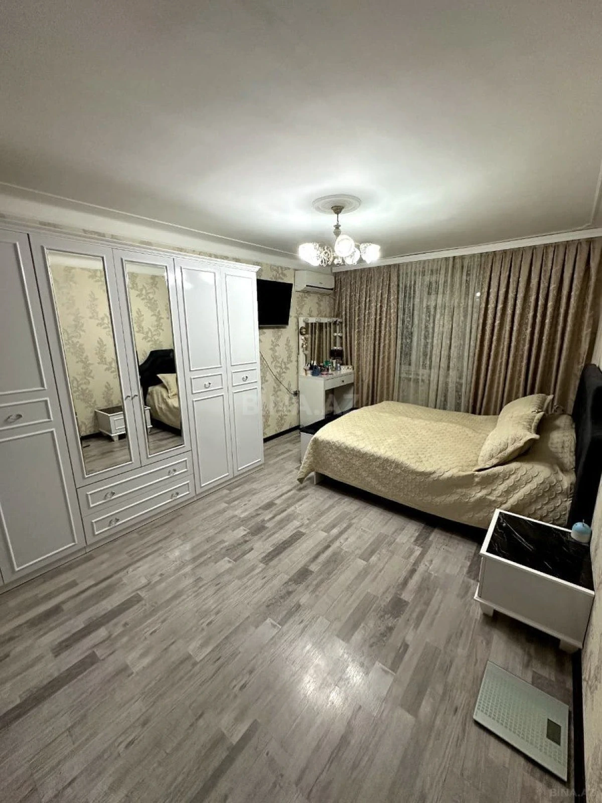 Satılır 3 otaqlı mənzil 75 m²