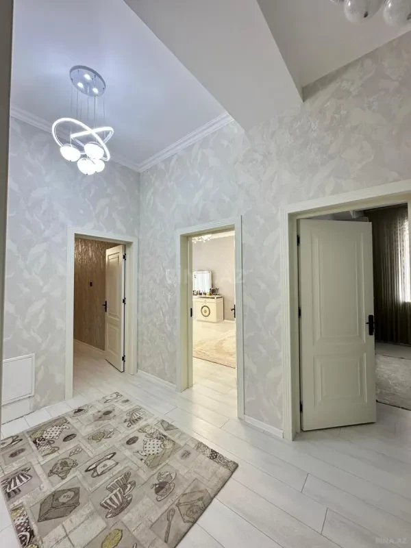 Satılır 6 otaqlı həyət evi 190 m²