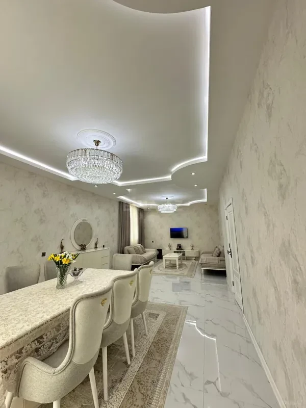 Satılır 6 otaqlı həyət evi 190 m²
