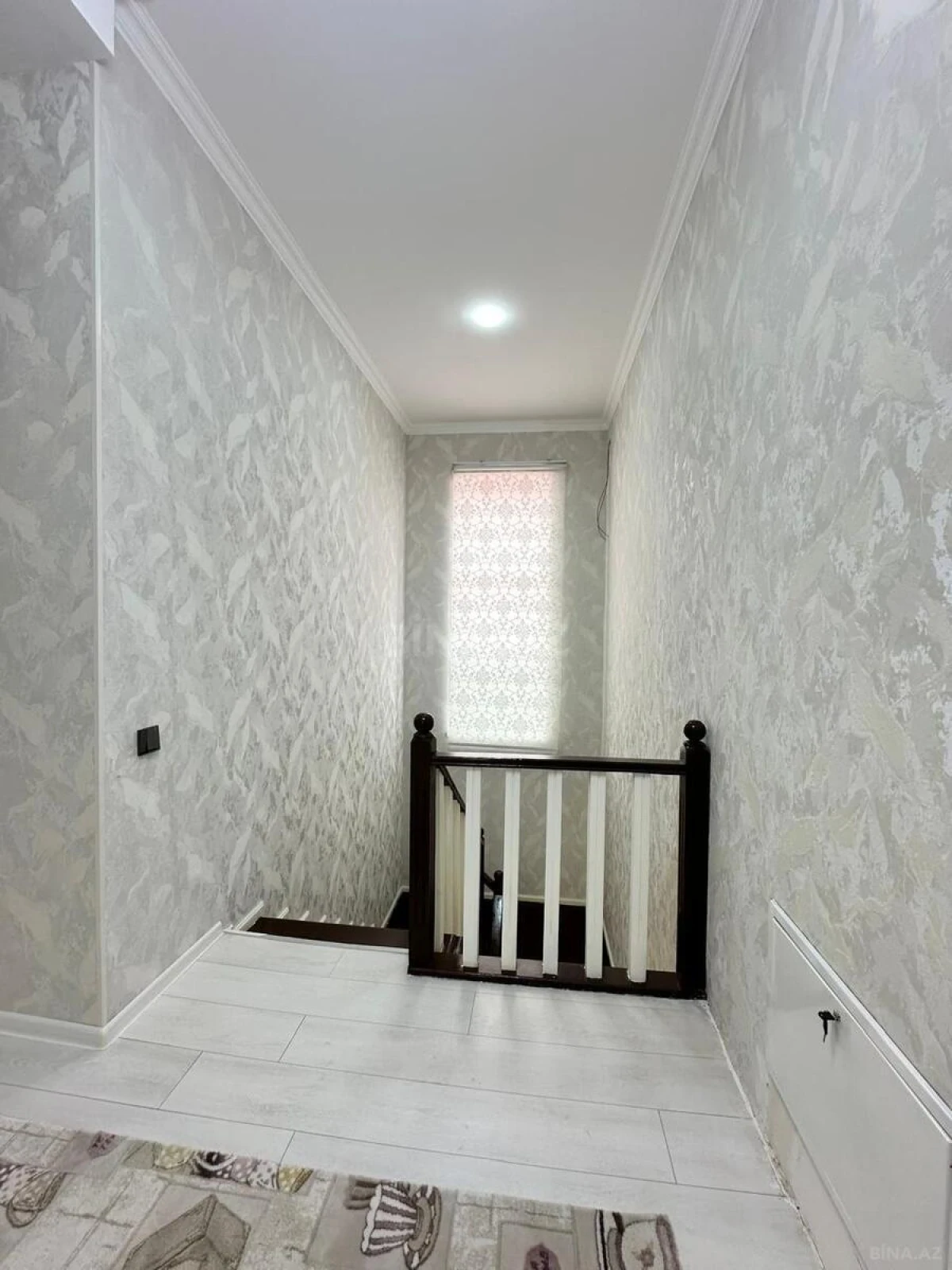 Satılır 6 otaqlı həyət evi 190 m²