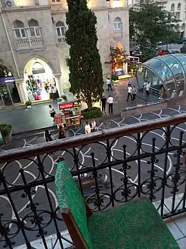 Satılır 4 otaqlı mənzil 102 m²