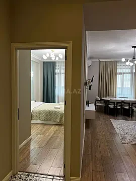 Kirayə verilir 2 otaqlı mənzil 85 m²