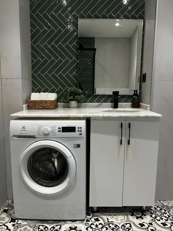 Kirayə verilir 2 otaqlı mənzil 85 m²