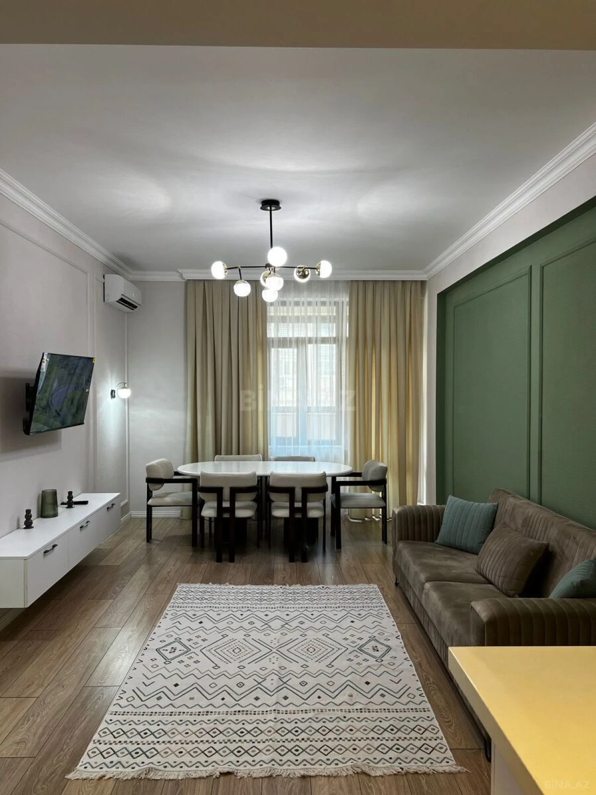 Kirayə verilir 2 otaqlı mənzil 85 m²