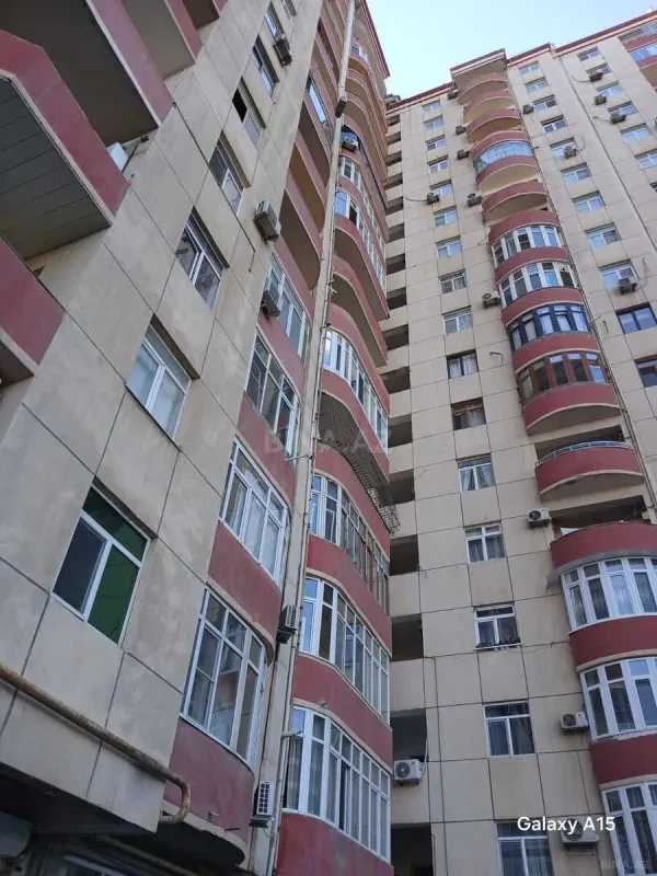 Satılır 3 otaqlı mənzil 80 m²