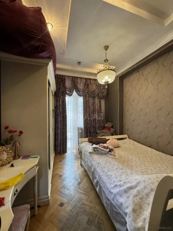 Satılır 2 otaqlı mənzil 52 m²
