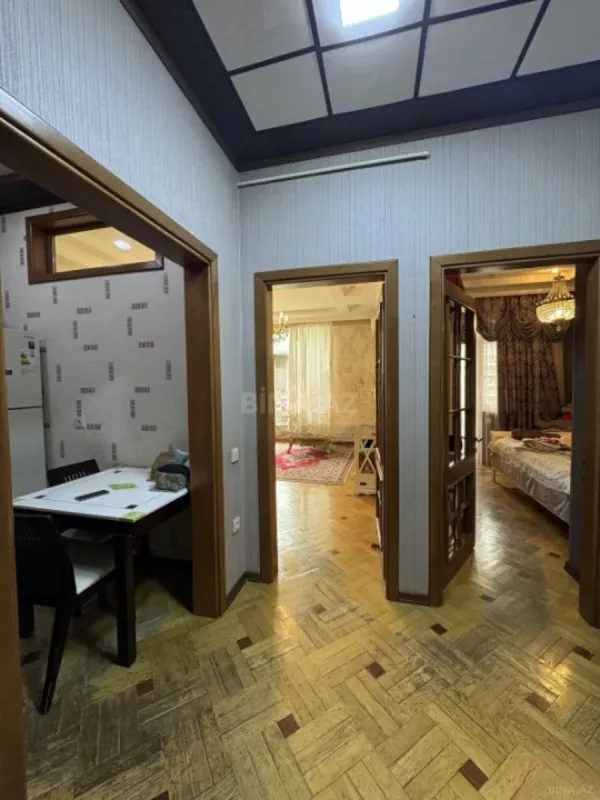 Satılır 2 otaqlı mənzil 52 m²
