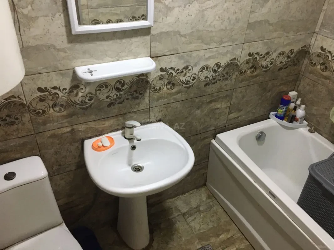Kirayə verilir 2 otaqlı mənzil 46 m²