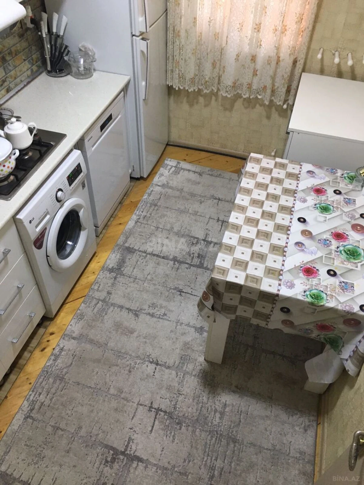 Kirayə verilir 2 otaqlı mənzil 46 m²