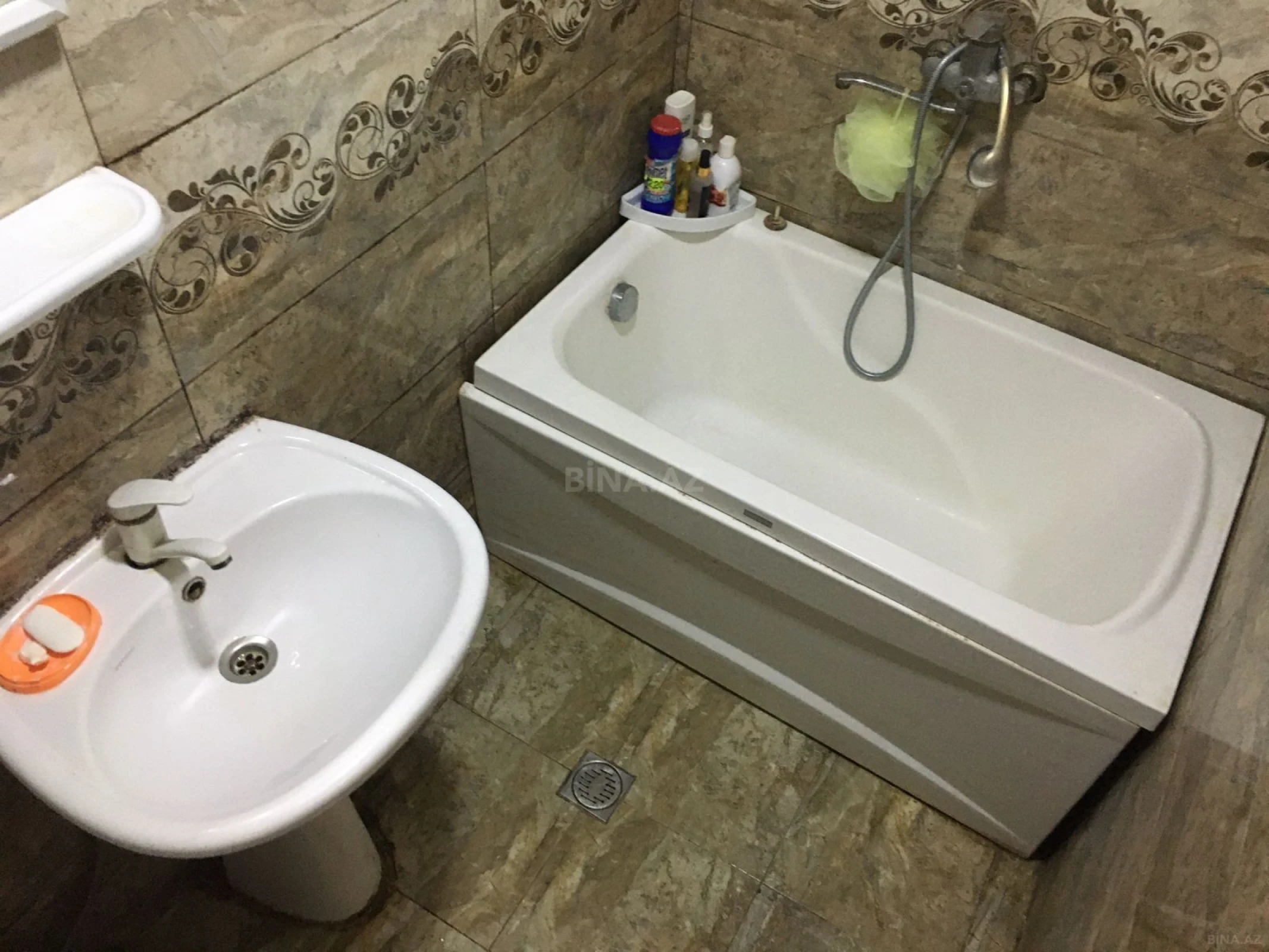 Kirayə verilir 2 otaqlı mənzil 46 m²