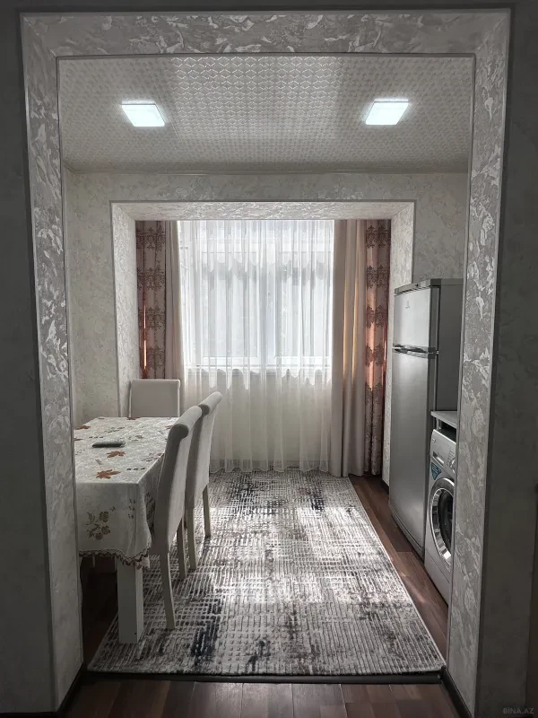 Kirayə verilir 2 otaqlı mənzil 50 m²