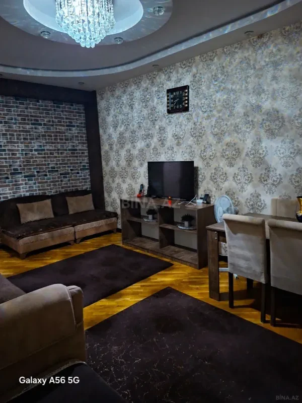 Kirayə verilir 2 otaqlı mənzil 65 m²