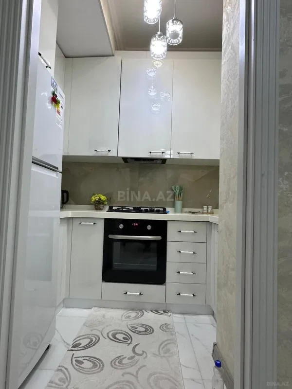 Kirayə verilir 2 otaqlı mənzil 60 m²