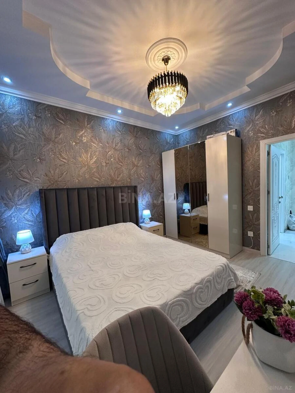 Kirayə verilir 2 otaqlı mənzil 60 m²