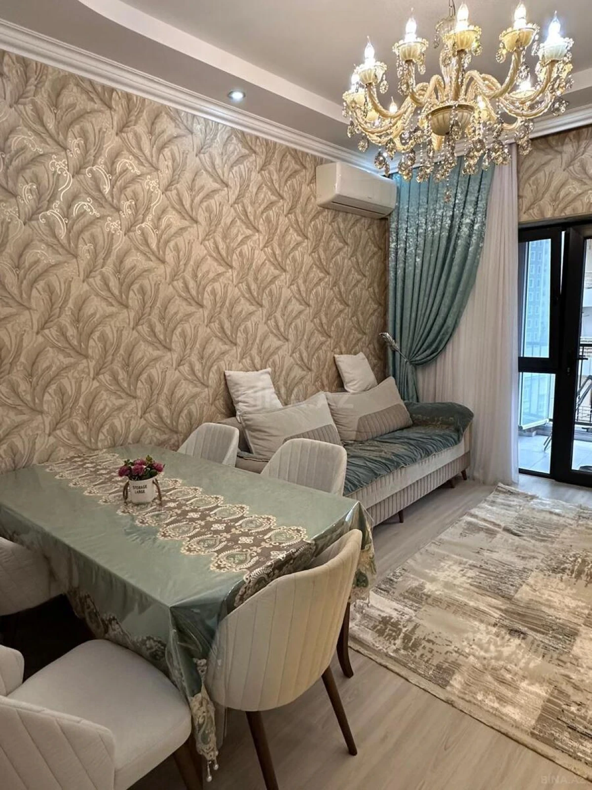 Kirayə verilir 2 otaqlı mənzil 60 m²