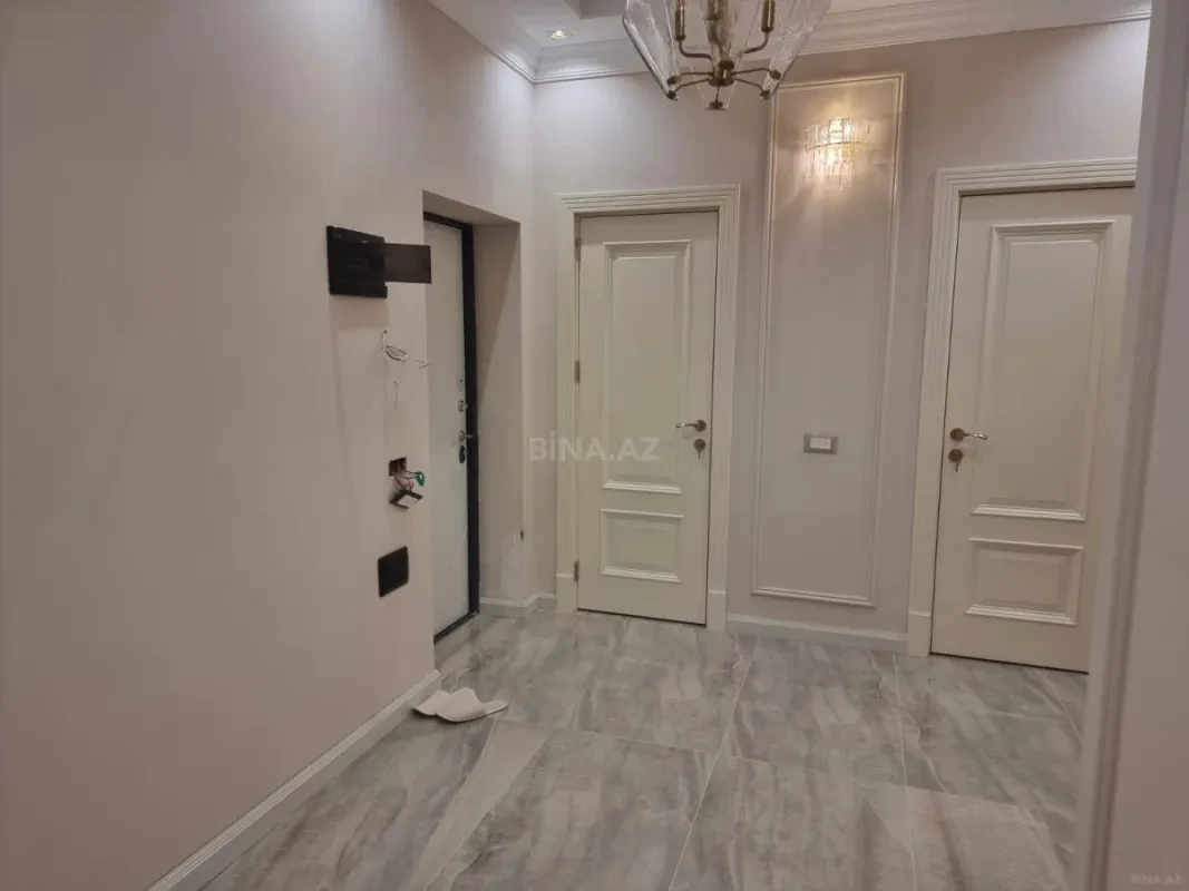 Satılır 3 otaqlı mənzil 87 m²
