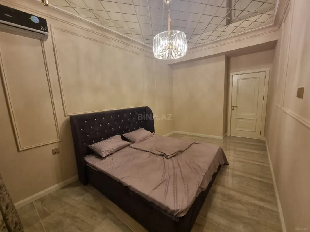Satılır 3 otaqlı mənzil 87 m²