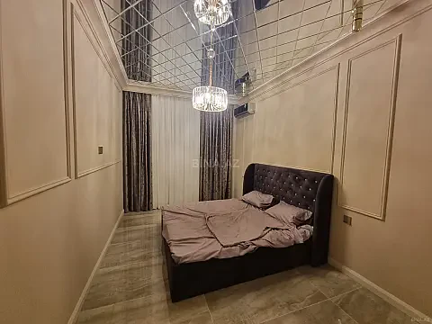 Satılır 3 otaqlı mənzil 87 m²