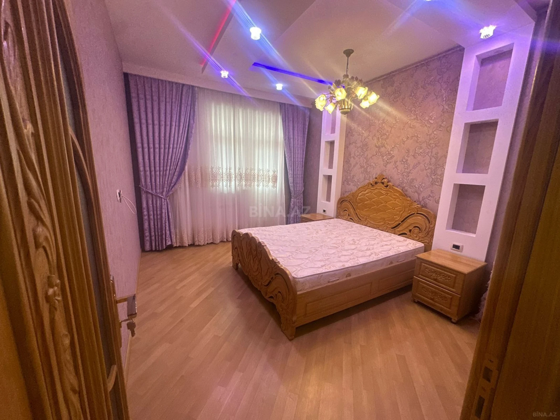 Kirayə verilir 2 otaqlı mənzil 60 m²