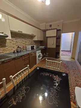 Kirayə verilir 3 otaqlı mənzil 122 m²