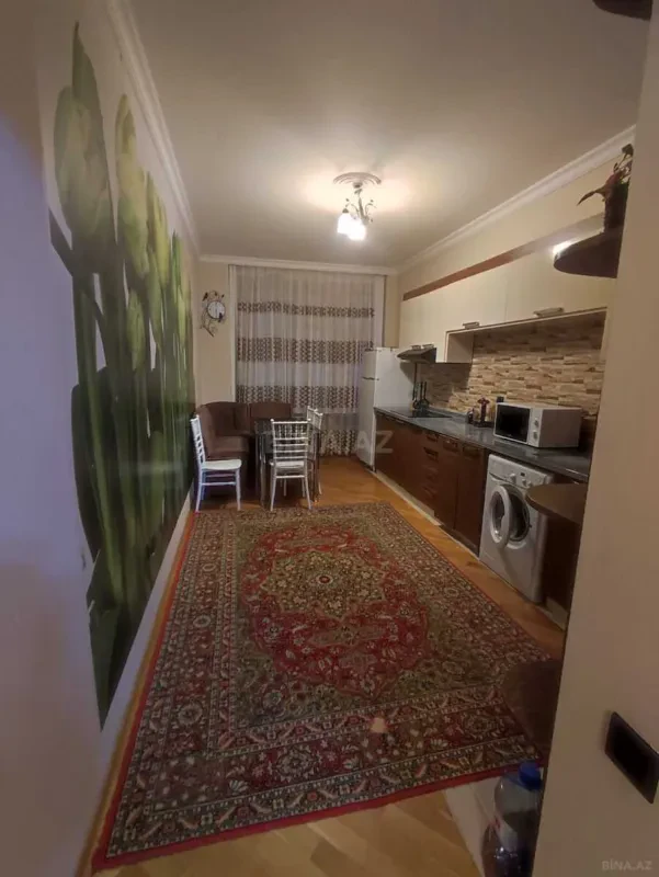 Kirayə verilir 3 otaqlı mənzil 122 m²