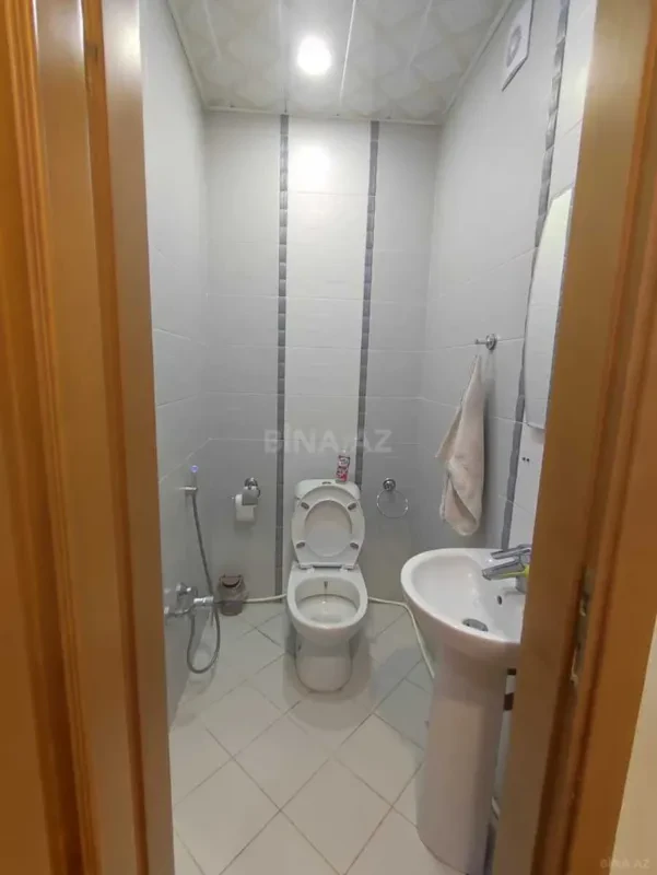 Kirayə verilir 3 otaqlı mənzil 122 m²