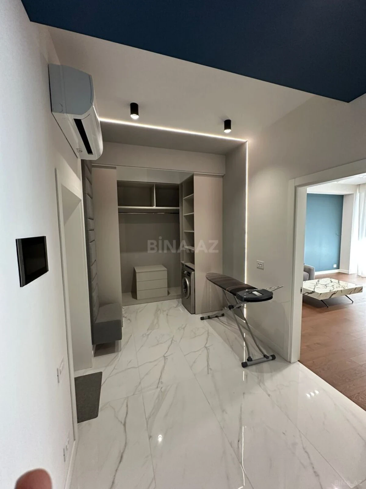 Satılır 2 otaqlı mənzil 95 m²