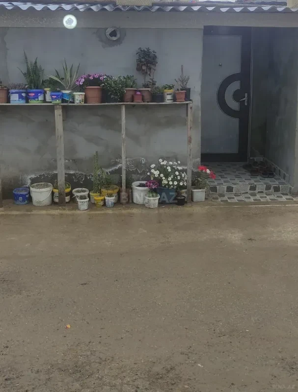 Satılır 2 otaqlı həyət evi 42 m²
